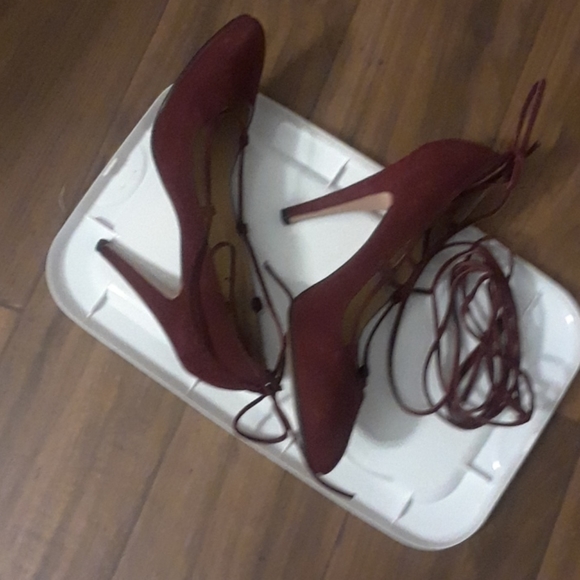 Suede heels - Picture 2 of 4